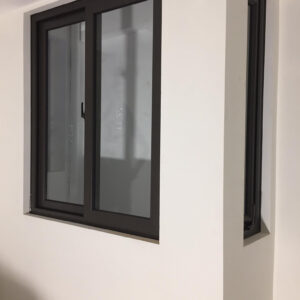 Cửa sổ mở trượt nhôm hệ 55 vát cạnh